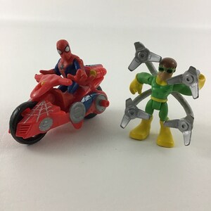 Playskool Marvel Super Hero Squad Spider man Cycle Doc Ock Mini