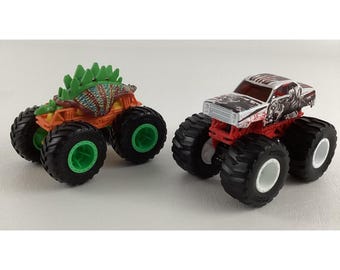 Adventure Force White Tiger Monster Truck Hot Wheels Motosaurus Dino Vehicle Toy