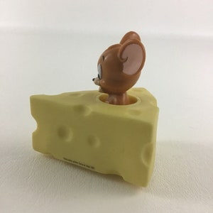 Cartoon Network Tom & Jerry Hardee's Mouse Cheese Push Along Toy Vintage 2000 image 2