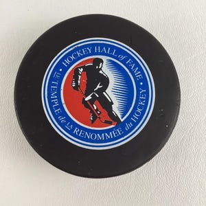 Montreal Canadiens Molson Hockey Hall Of Fame Puck Sports Equipment Souvenir NHL