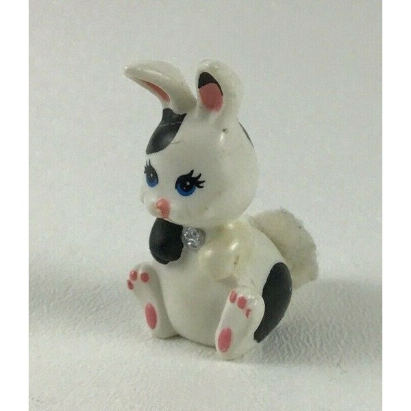 Littlest Pet Shop Hop N' Hide White Spotted Bunny Toy Figure Kenner Vintage 1995