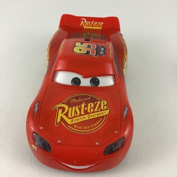 Lightning Mcqueen Carbon 1/16 Disney Cars Radio Controlled Car