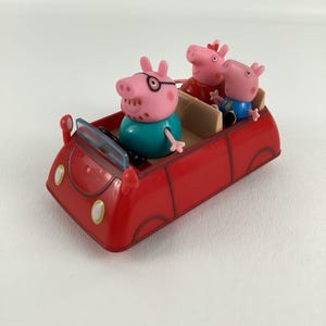 Peppa Pig Family Road Trip Little Red Car with Daddy George Figure Toy Jazwares