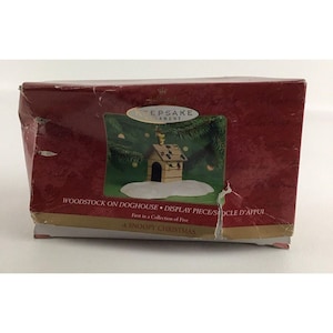Hallmark Keepsake Snoopy Ornament Peanuts Gang Woodstock On Doghouse New 2000