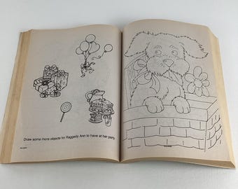 Classic Raggedy Ann & Andy Coloring Activity Book Crayons Vintage