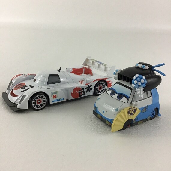 Disney Store Cars 2 Light up Shu Todoroni Shigeko Kabuki Dancer