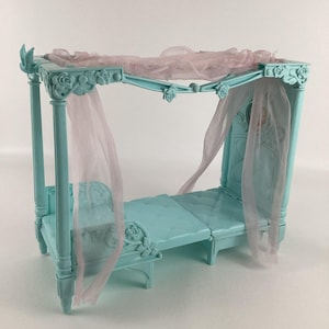 Barbie Musical Dream Bed Nutcracker Rapunzel Swan Lake Canopy Vintage Mattel Toy