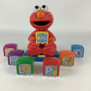 Learning Letters Elmo Learning Toys Sesame Street Elmo Find Learn