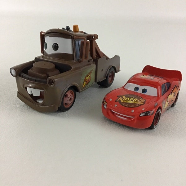 Disney Pixar Cars Die Cast Lightning McQueen Race Team Tow Mater Lot Figure