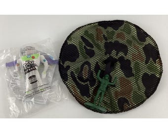 Disney Pixar Toy Story Burger King Buzz Lightyear Army Man Parachute Figures lata 90.