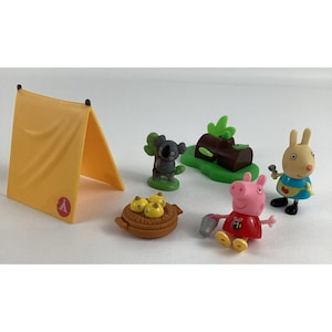Peppa Pig Cozy Camp Out Playset Tent w Figures Wildlife Accessories Lot Jazwares