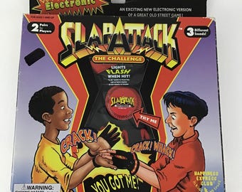 Juego de bofetadas electrónico The Challenge con luz intermitente, vintage de 1995, nuevo y sellado.