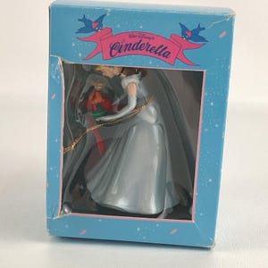ウォルト・ディズニー・プリンセス シンデレラ クリスマスツリーオーナメント グロリエ ヴィンテージ 1997