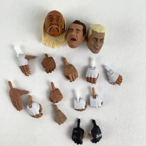 WWE Elite Cody Rhodes Kurt Angle Hulk Hogan Köpfe Hände Actionfigur Teile Lot