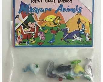 Vintage Mini 1" Plastic Animals Dollhouse Accessories Toys New Old Stock