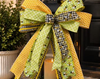 Bee Bow for Wreath or Lantern, Bumble Bee Decor, Spring Summer Wreath Bow, Honey Bee Front Door Bow, Farmhouse Porch Decor