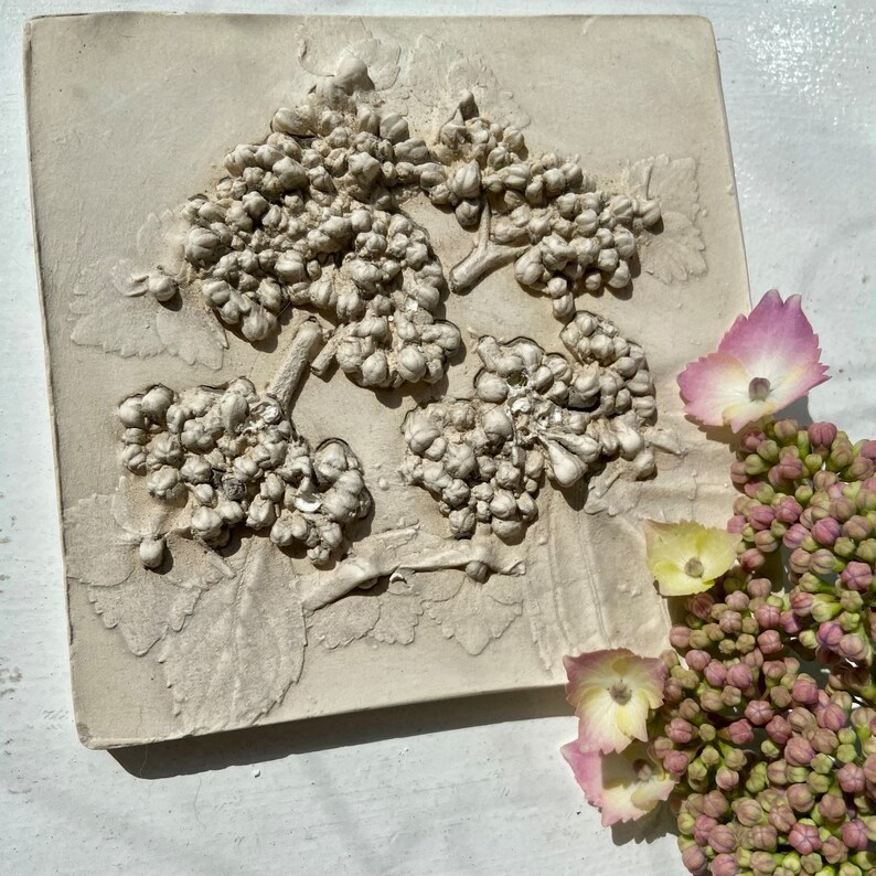 Hydrangea Decorative Plaster Tile Moulding. Calming Decor. Gift for Mum ...
