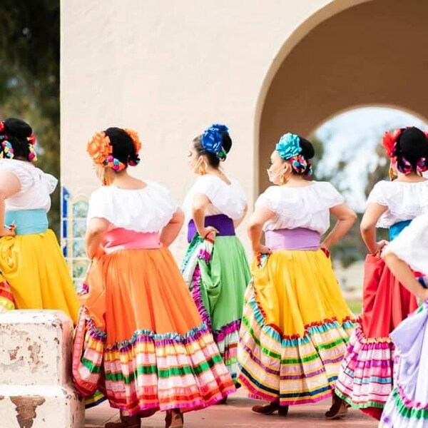 traditional mexican headpiece