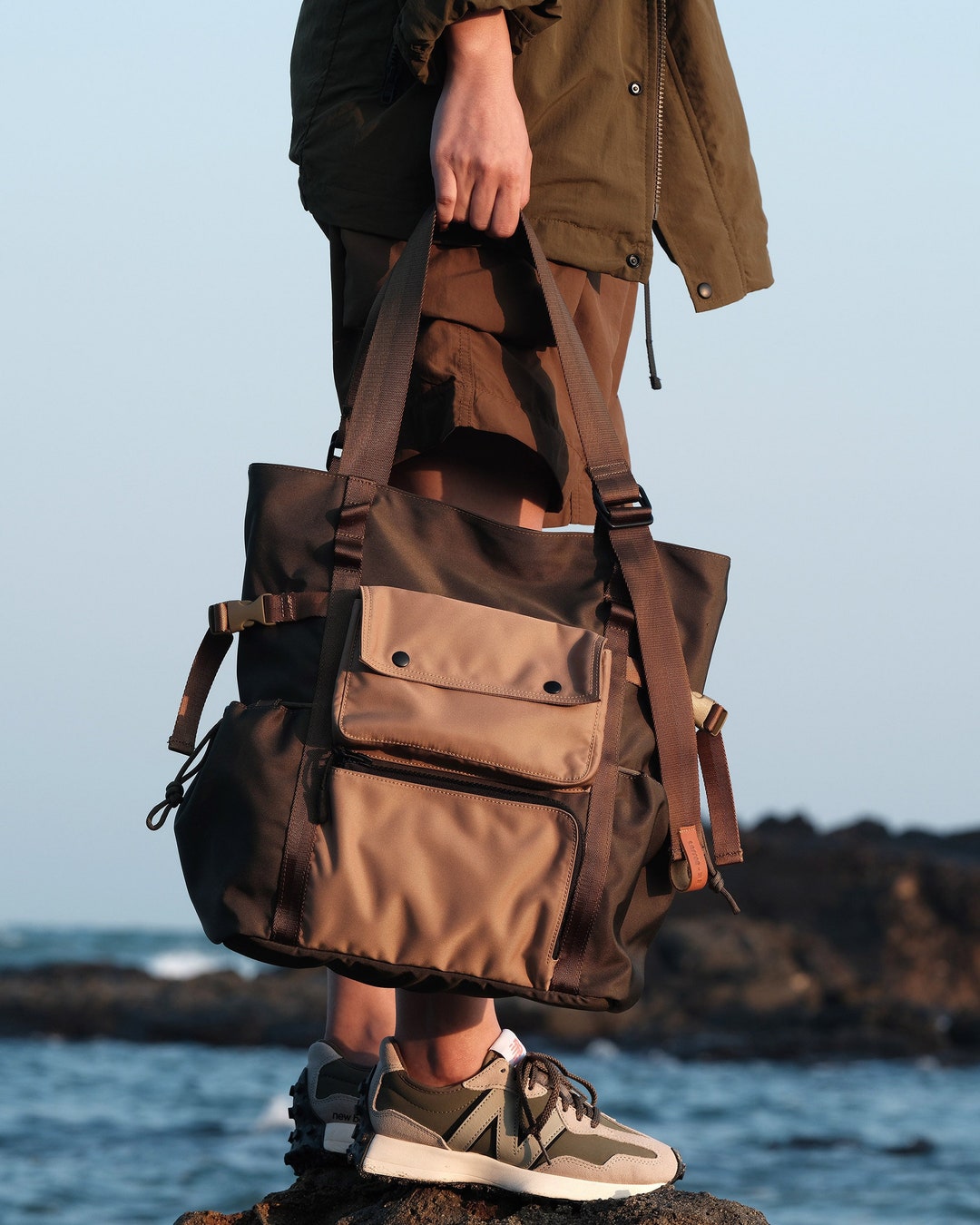 Waterproof Canvas Women Tote Bag. main image 0