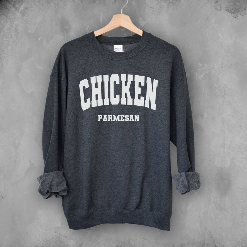 Chicken Parmesan Crewneck sweatshirt Italian gift Funny food sweatshirt Unisex immagine 1