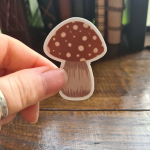 Small vintage mushroom vinyl sticker