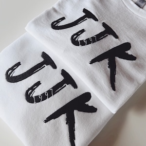 T-shirt oversize brodé - JJK - Jeon Jungkook