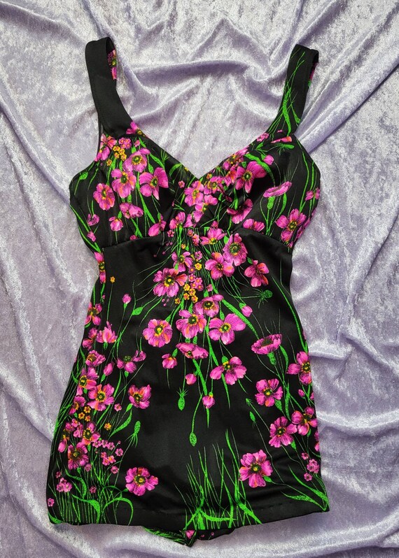 Sirena Vintage 80's One Piece Neon Swimsuit - image 3