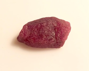 Natural Ruby Rough Crystal: Uncut Raw Gemstone for Jewelry (22x12mm, 24 Cts)