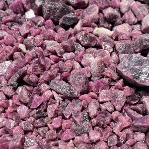 Rubino grezzo naturale, pietra grezza 8-15 mm, gemma di rubino rosso grezzo, cristallo di rubino non tagliato, pietra curativa di rubino grezzo naturale, per gioielli e collezionismo