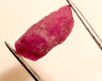 Natural AAA Ruby Rough Gemstone: Red Crystal for Jewelry Making (21x10mm, 13 Carat)