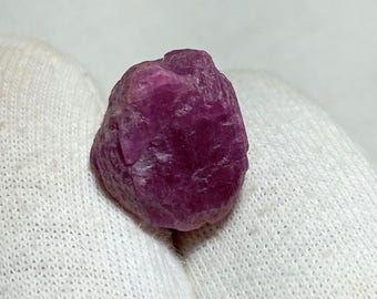 Raw Ruby Crystal: Natural Red Rough Gemstone for Jewelry Making (15x12mm, 19 Cts