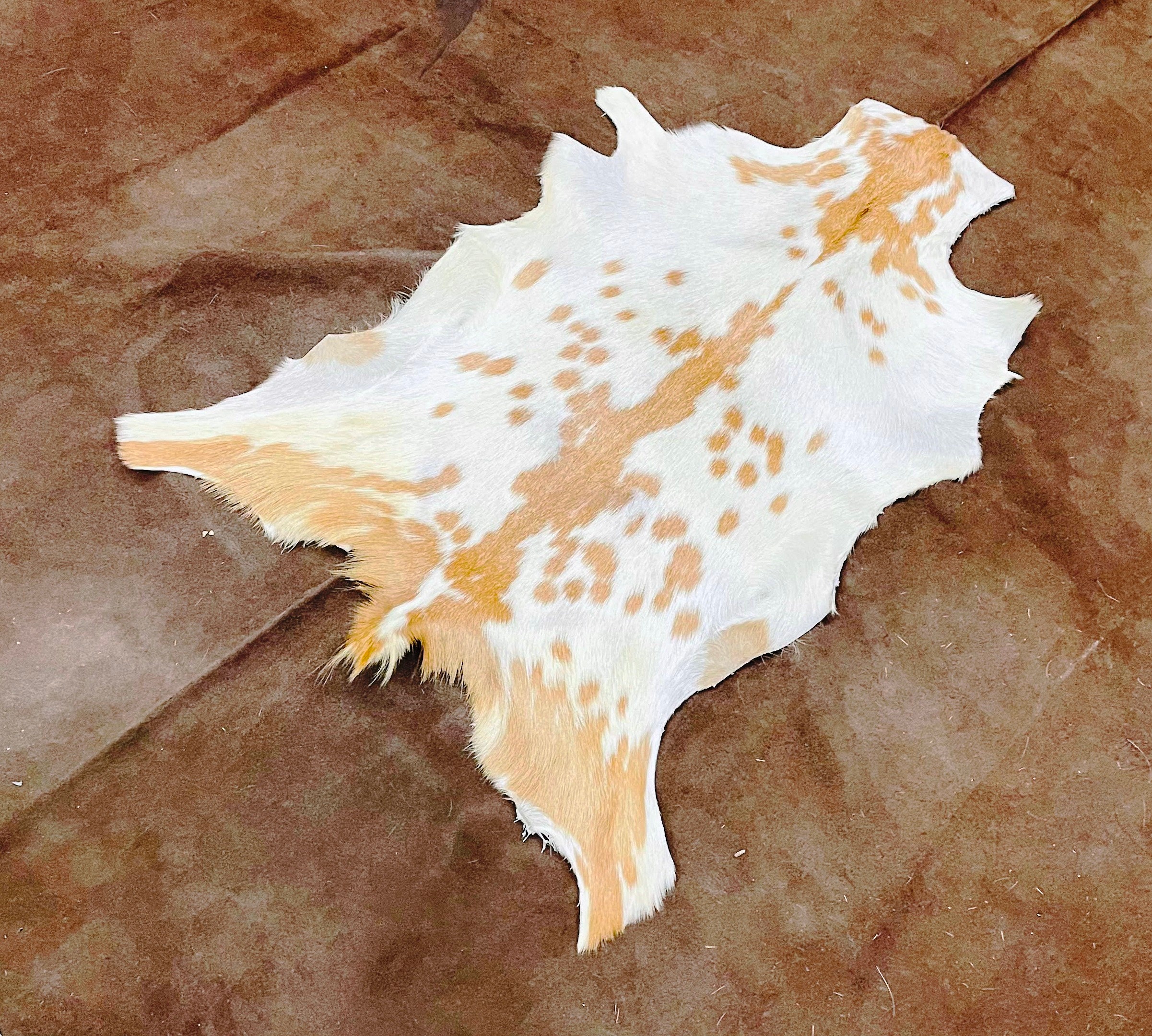 Scandinavian Fur | Goat Hide Rug | Geitenleer | Ziegenleder Teppich ...