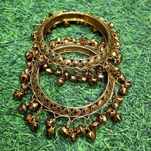 Antique Gold Bangles/Ghungroo Bangles/ Indian Bangles/South Indian Bollywood Jewelry/wedding jewelry for Women/Girls Pack of 2