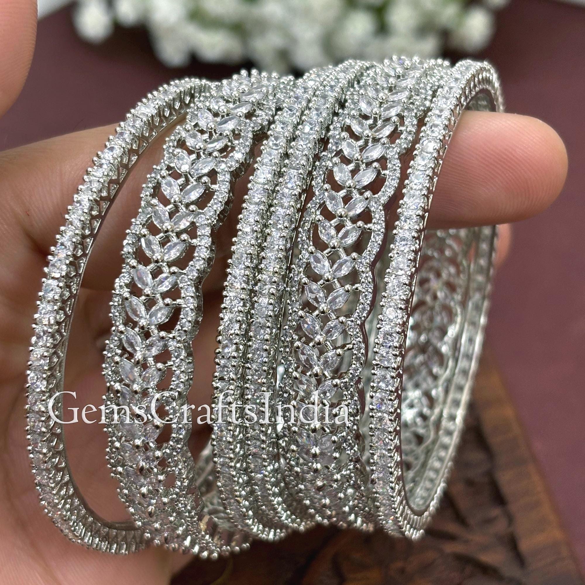 Jewellerybox Sterling Silver & Crystal CZ Bangle – Simple Sparkly Plain Bangle Bracelet (925 Silver)