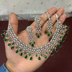 Amerikanischer Diamant Halskette Set/CZ Halskette Set / Indian Silber Finish AD grüne Halskette/Statement Schmuck/Hochzeit/Brautschmuck/Geschenk für sie