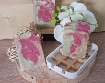 Magnolie Seife , 100g, handgemacht, Handseife, Duschseife, palmölfrei und vegan