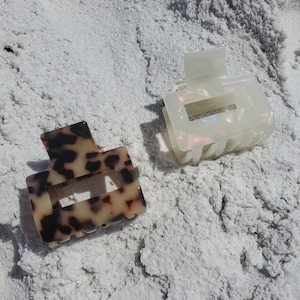 SQUARE Hair Clip, Light Tortoise & Opal Acetate Clip, Square Hair Clip, Pretty Hair Claw, Square Hair Claw, Hair Accessories, Gift for Her
