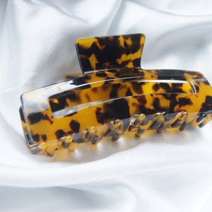 XL Dark Tortoise Hair Clip, Acetate Hair Clip, Designer Thick Hair Clip, Stylish Large Hair Claw, Hair Accessories for Her, Gifts for Her