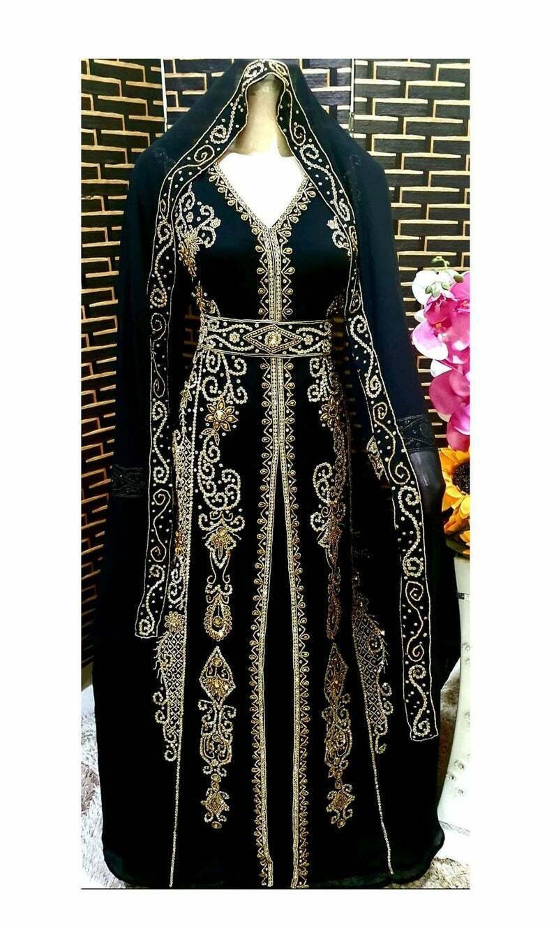 Dubai Moroccan Royal Kaftan Farasha Arabic Islamic Modern Arabic Wedding Gown Party Wear Long Sleeve Hand Embroidery Hijab Gown Wear Dress 