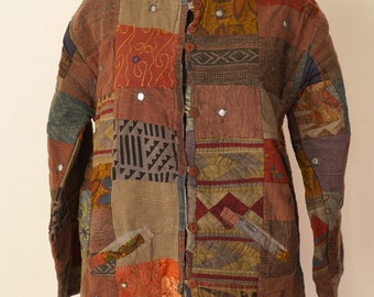 Taille M Fibre Boho Inspiré Patchwork Motif Veste matelassée à la main, Veste de fête ethnique élégante d’hiver, Vente Cadeau de Noël