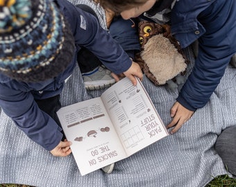 Diario de viaje infantil: Planificador de viaje ilustrado, papel reciclado