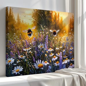 Impressão em tela de abelhas ao amanhecer – Arte de parede de prado com paisagem florestal – Cena de natureza pacífica para decoração de quarto, sala de estar ou chalé