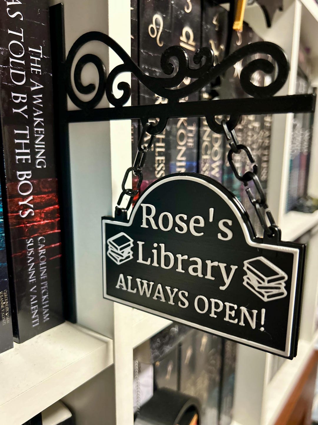 Personalised Library Sign Hanging Bookshelf Decor - 3D Printed - Etsy UK