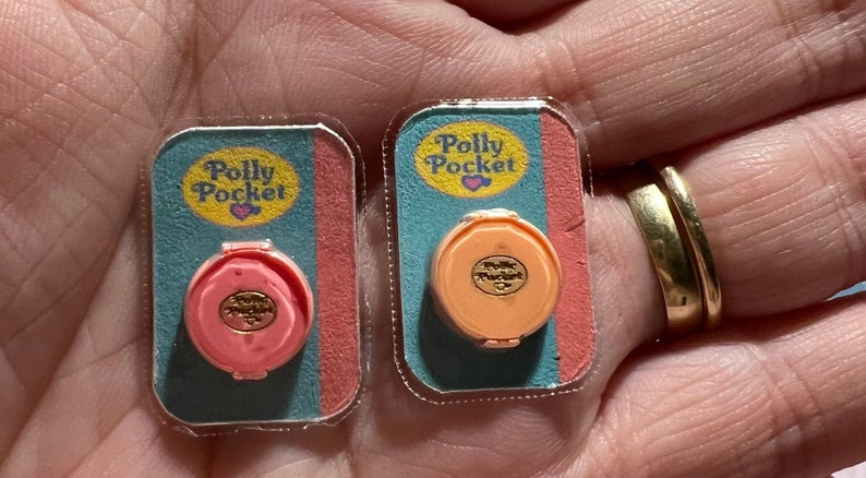 Version choose your SHAPE Miniature dolls house Polly Pocket compact replica single LeoLolabyKelly image 7