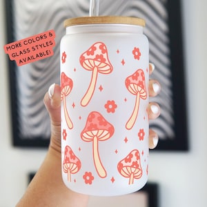 Retro Floral Mushroom Glass Cup, Retro Boho Glass Cup, Cute Mushrooms, Iced coffee cup, Magic mushrooms,iced coffee glass with lid and straw