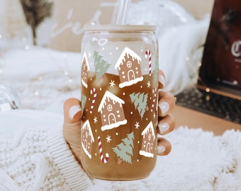 Boîte de 16 oz pour maison en pain d'épice avec couvercle et paille, Tasses de Noël, Verre à café, Verre à café glacé, Verre de vacances, Boîte de Noël en verre