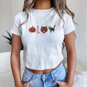 Halloween Baby Tee, 80s Vintage Inspired , Cat Mom T-shirt Retro Halloween Graphic Tee Witch Cat Pumpkin Season Shirt for Fall 100% Cotton