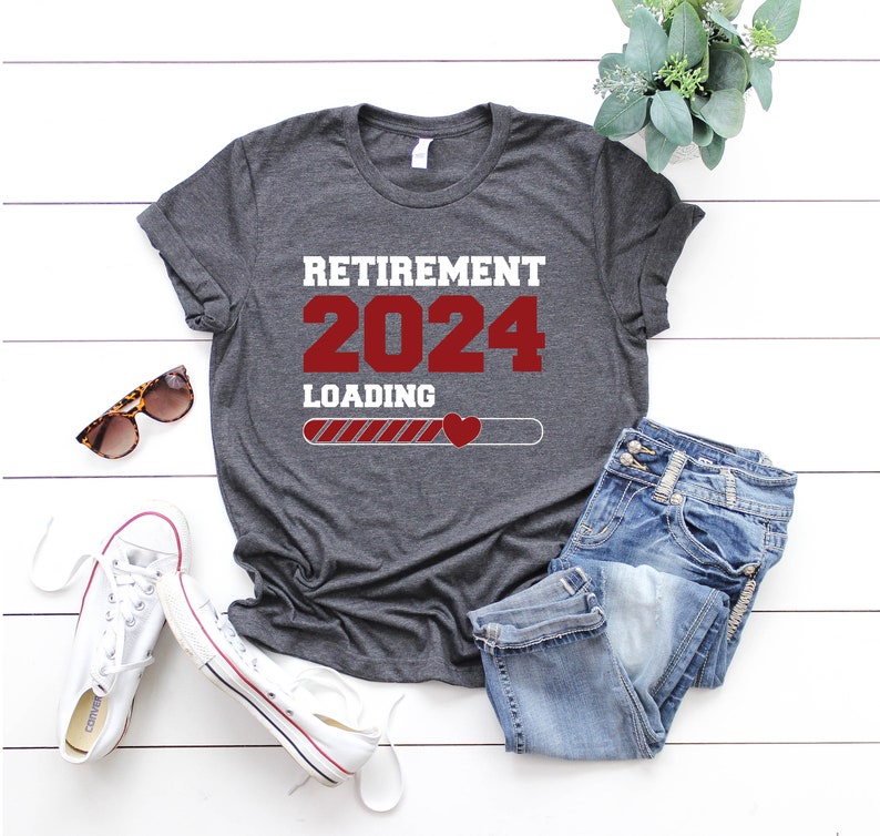Retirement 2026 Loading Shirt, Retirement Party Shirt, Gift for Retired ...