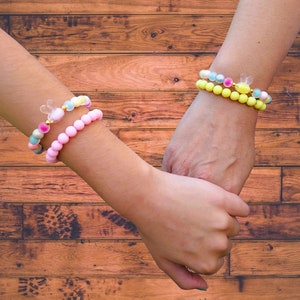 Aangepaste kralen armband. Gepersonaliseerde armband, beste vriend geschenken, gepersonaliseerde cadeau, cadeau voor kind, kinderen cadeau, verjaardag cadeaukind