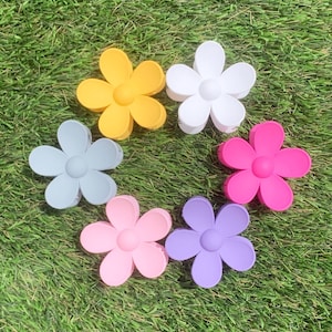 Flower Hair Claw Clip, Daisy Hair Clip, Summer Hair Claw, Large Hair Claw, Colorful Hair Claw